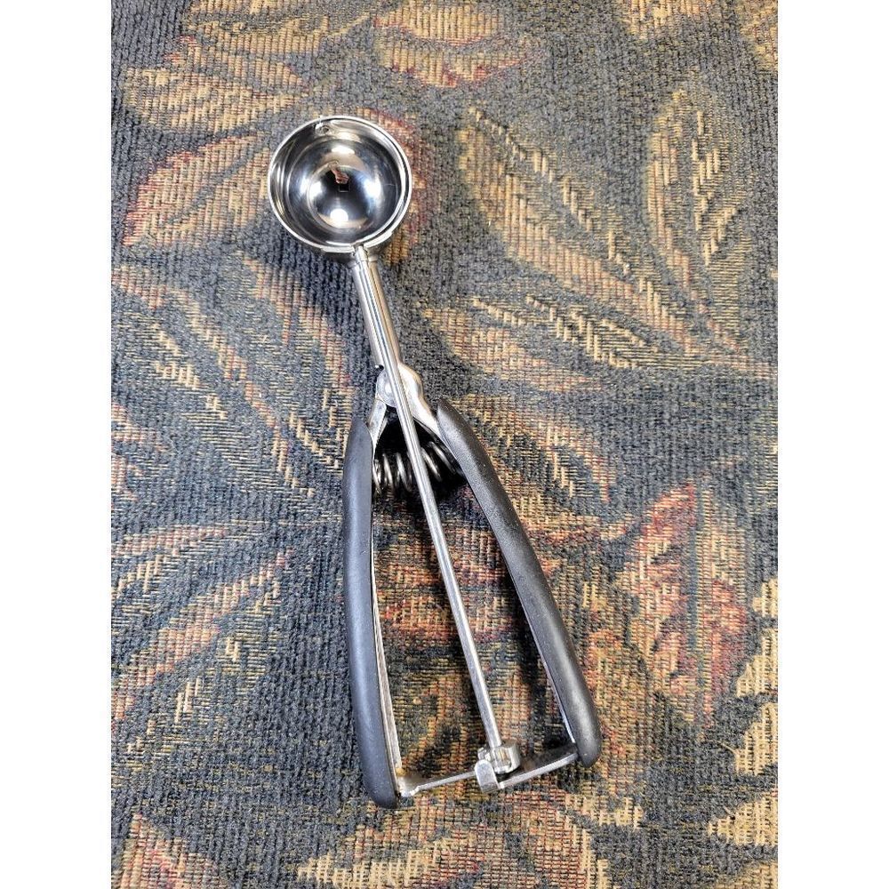OXO Good Grips #40 Large Stainless Steel Cookie Scoop